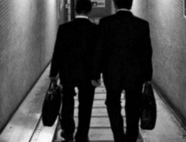 «Βόμβα» στην Θεσσαλονίκη: Ποινική δίωξη σε βαθμό κακουργήματος κατά 6 εφοριακών για διαγραφή χρέους 1 εκ. ευρώ από επιχειρηματία